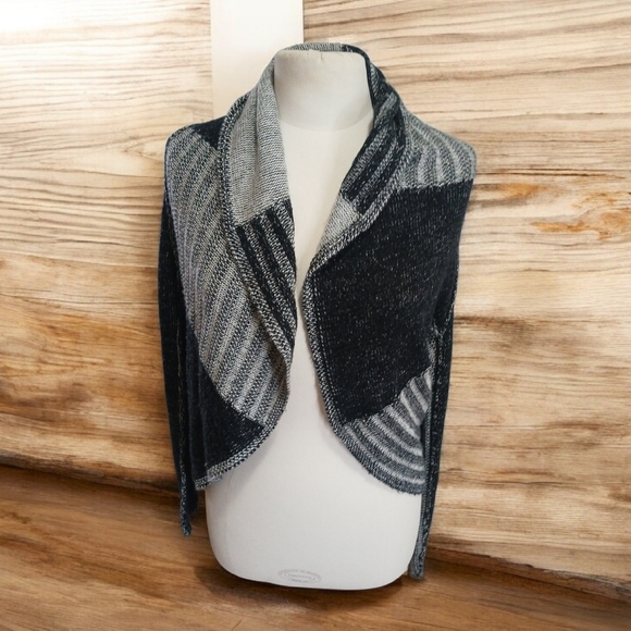CAbi Sweaters - CAbi Black and Gray Open Front Cardigan